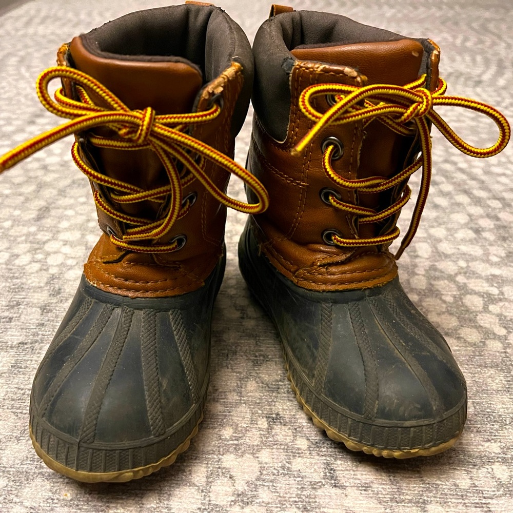 GAP Toddler Duck Boots 7t/8t